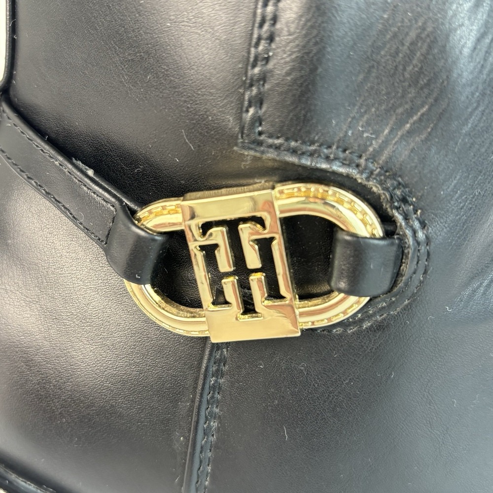 Tommy Hilfiger Imiera Black 8.5 Ankle Boots Booties Vegan Faux Leather Gold Logo - Picture 3 of 16